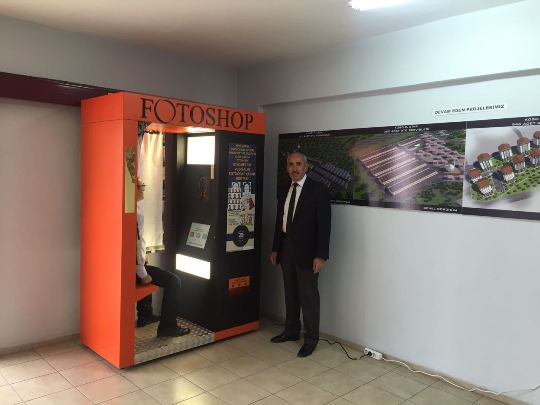 ODAMIZIN ALTINA FOTOĞRAF KABİNİ...