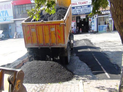  KAZALARI ÖNLEMEK İÇİN HIZ KESİCİ BARİYERLER YAPILDI