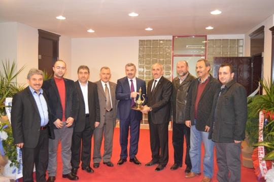 YÖNETİM KURULUMUZUN KAYSERİ BÜYÜKŞEHİR BELEDİYE BAŞKANINA HAYIRLI OLSUN ZİYARETİ.
