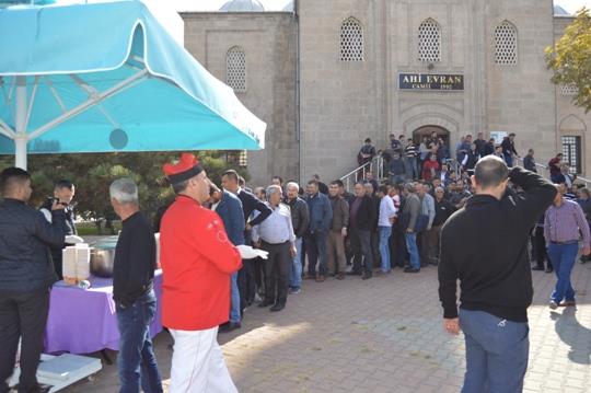  5.GELENEKSEL AŞURE İKRAMIMIZI YAPTIK.