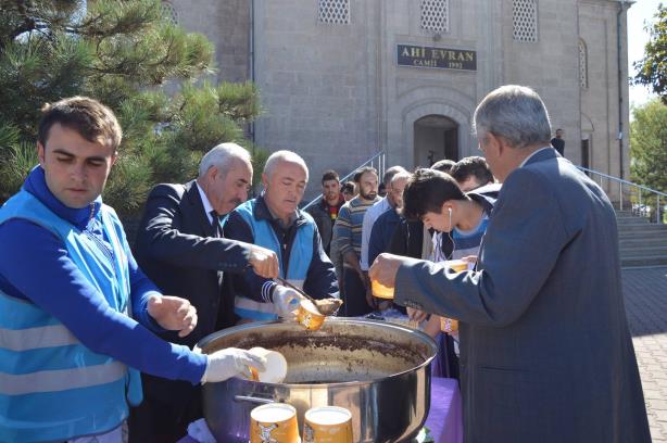 6.GELENEKSEL AŞURE İKRAMIMIZI YAPTIK