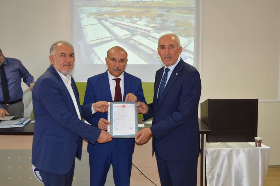 1.Etap Oto Servisleri Sanayi Sitemizin birinci grup üyelerimizin tapularını teslim ettik. 