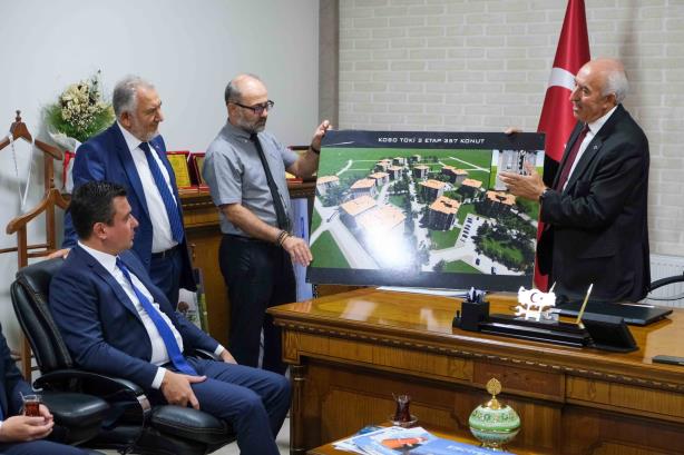 Yeni sanayi girişinde yapılacak Alt Geçit ile ilgili bilgilendirme ve istişare toplantısı yapıldı.