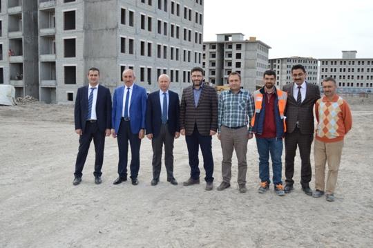 Kocasinan Belediye Başkanımız Sayın Ahmet ÇOLAKBAYRAKDAR 2.EtapTOKİ'Yİ ziyaret etti.