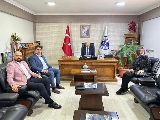 Kayseri Olgunlaşma Enstitüsü Okul Müdürü Ali Durmuş, Müdür Yardımcısı Hüseyin Altunbaş ve Hatice Kahraman, Oda Başkanımız Şeyhi Odakır'ı makamında ziyaret etti.