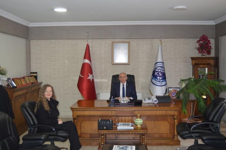 Türkiye İş Bankası A.Ş. Yeni Sanayi Sitesi Kayseri Şubesi Müdürlüğü’ne atanan Sayın Fatma Kural, Başkanımız Şeyhi Odakır’ı ziyaret etti. 